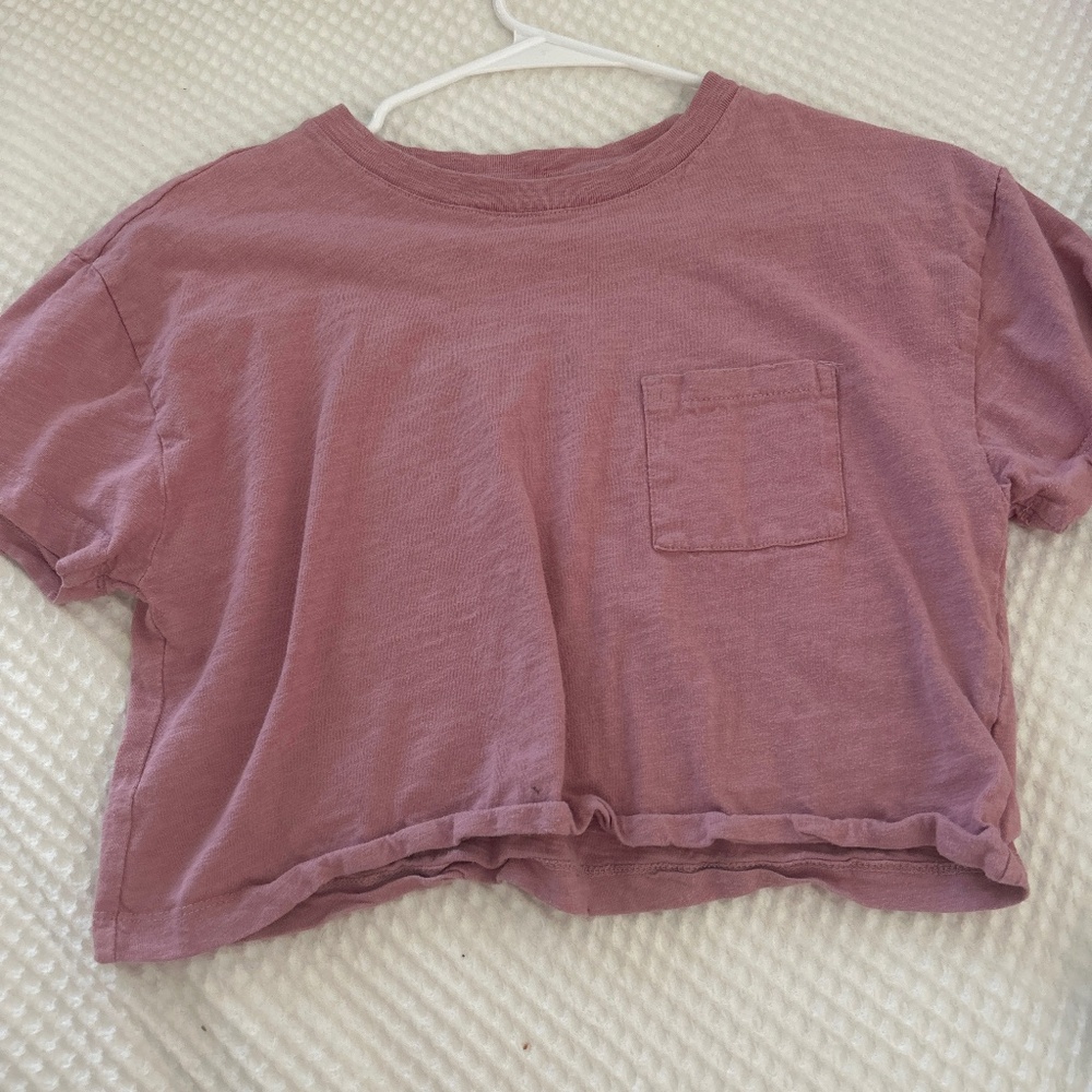 Free assembly Light pink crop top